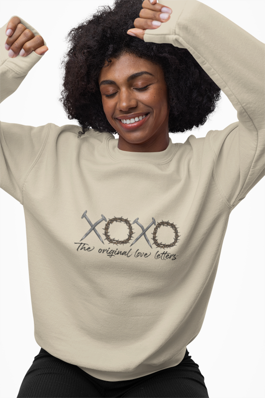 XOXO Gildan Fleece Sweatshirt